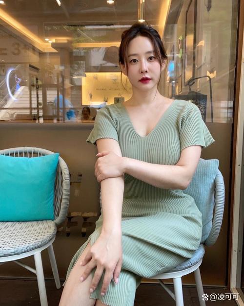 亚洲少妇xxii的相关介绍