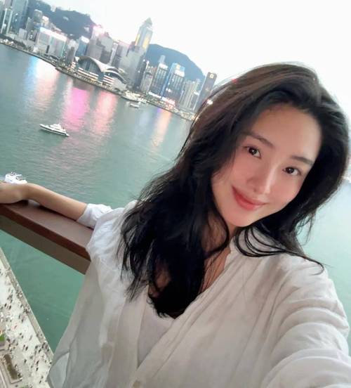 免费看女人的b的网站的相关介绍