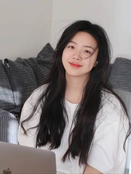 免费看美女18的相关介绍