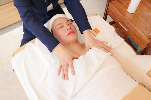 不花钱看毛片的相关介绍