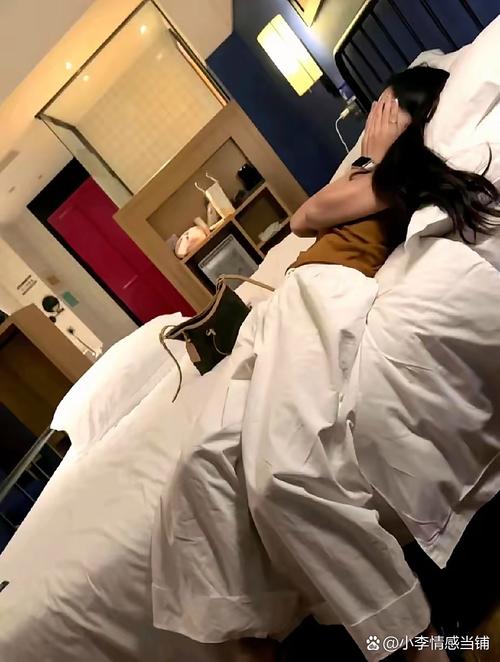 av 少妇的相关介绍
