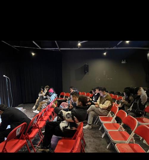亚洲美女少妇一区二区三区的相关介绍