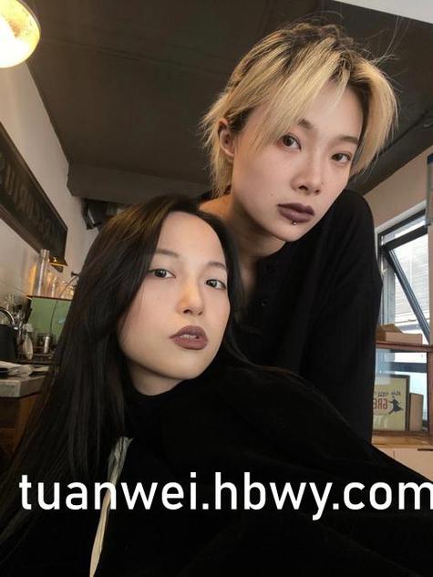 高清免费人妻少妇的相关介绍