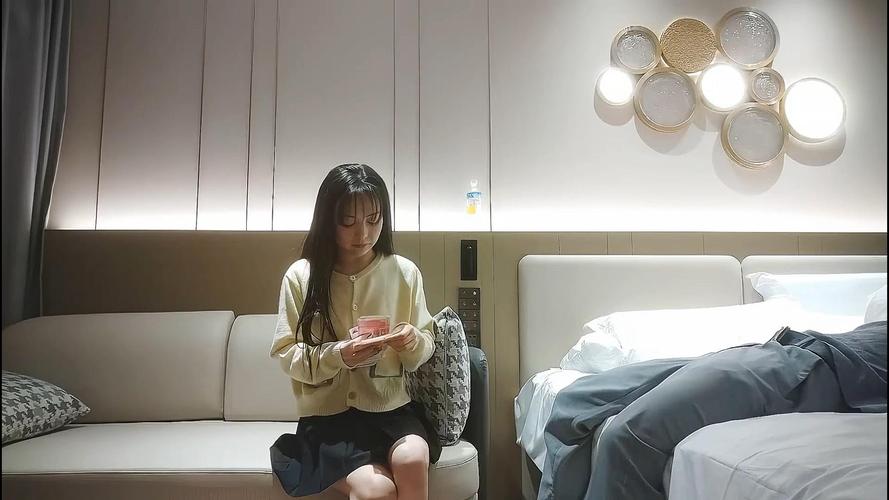 官场美妙人妻系列100部的相关介绍