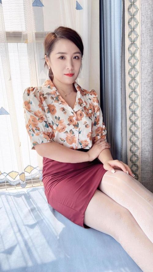 少妇人妻的诱惑的相关介绍