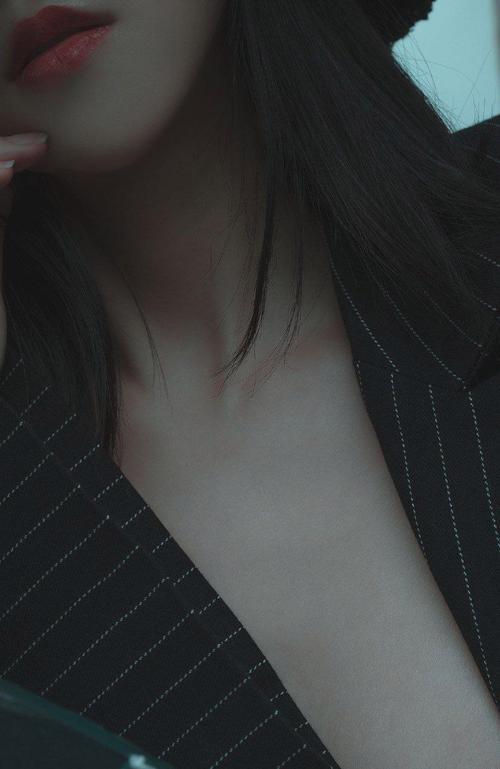强占人妻(高h)的相关介绍