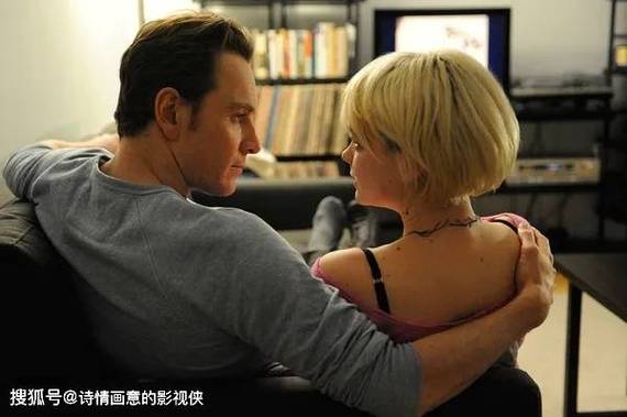 少妇av福利的相关介绍