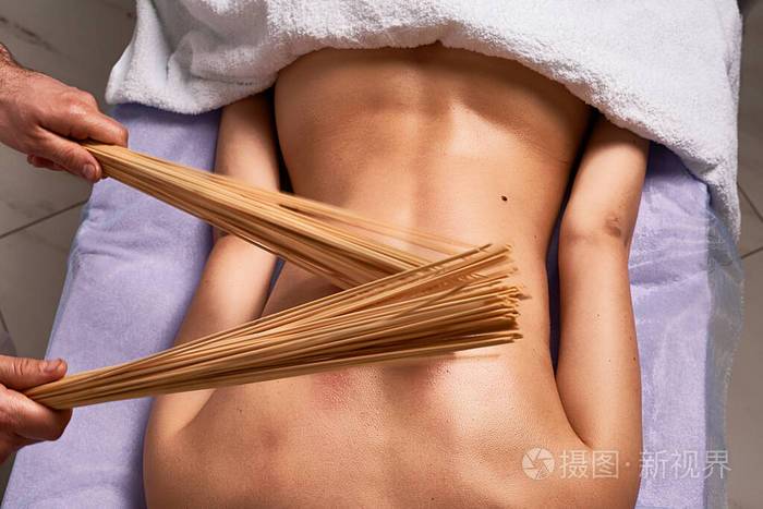 人妻少妇在线免费av的相关介绍