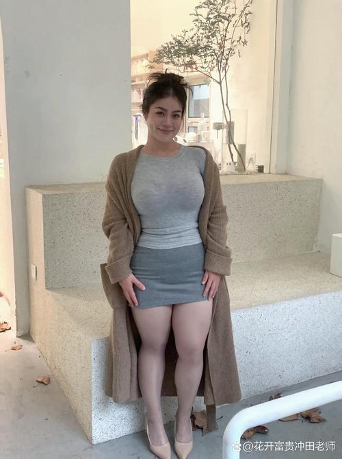 最新少妇人妻的相关介绍
