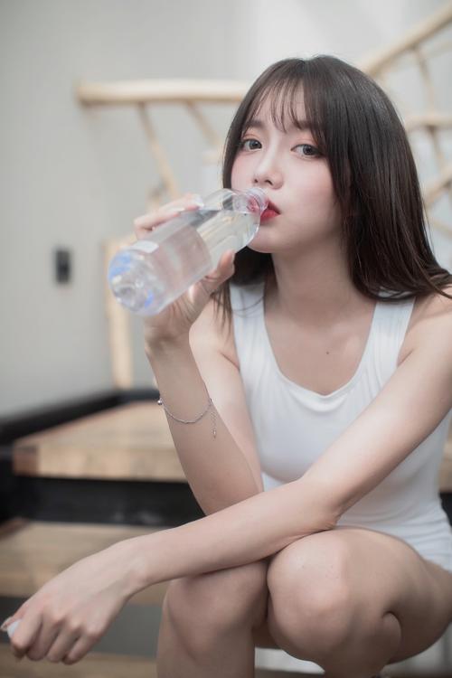 四位少妇精油按摩日本的相关介绍