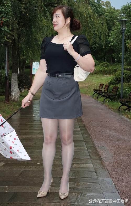 欧美人妻第1页的相关介绍