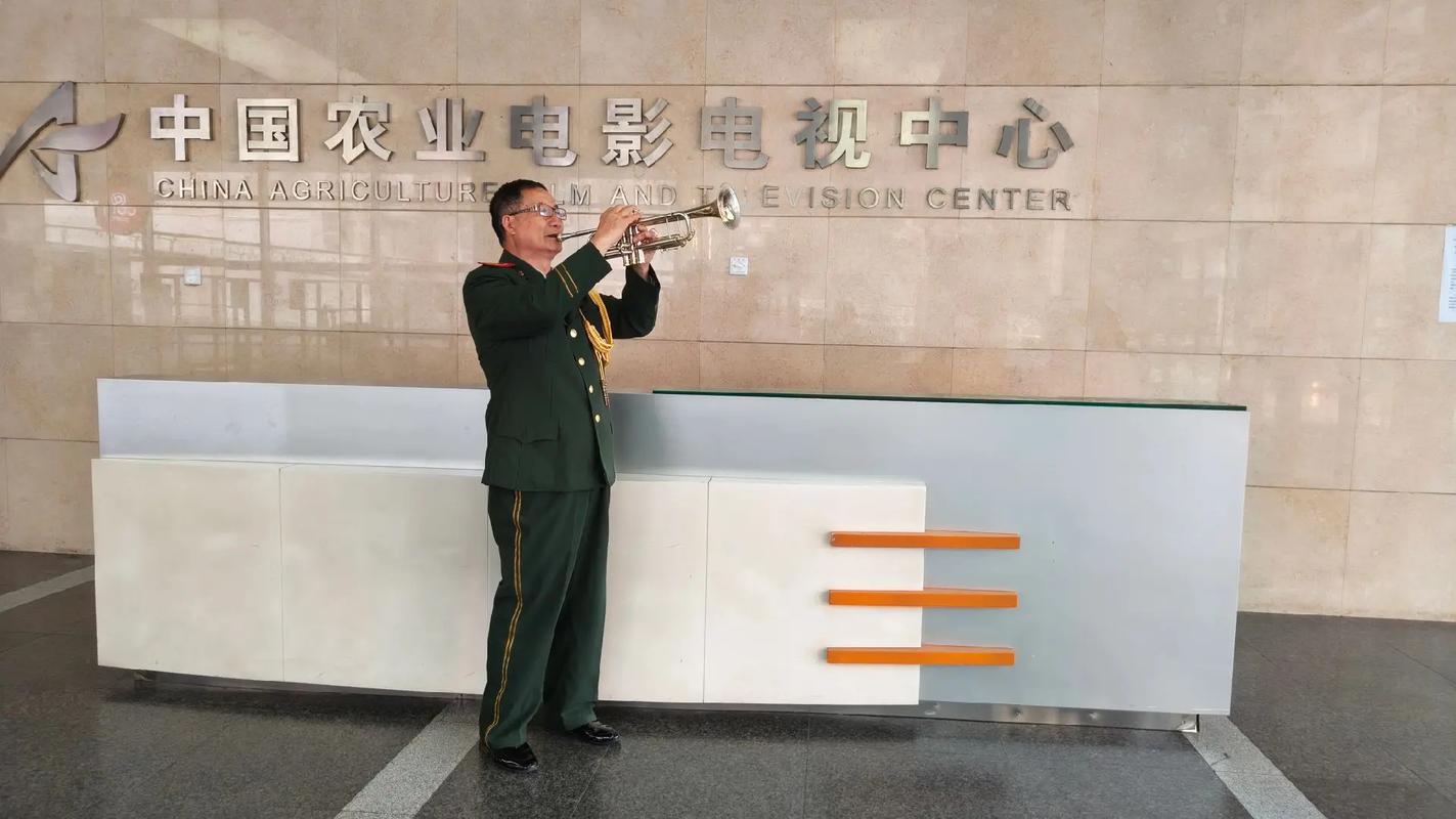 少妇av一区二区的相关介绍
