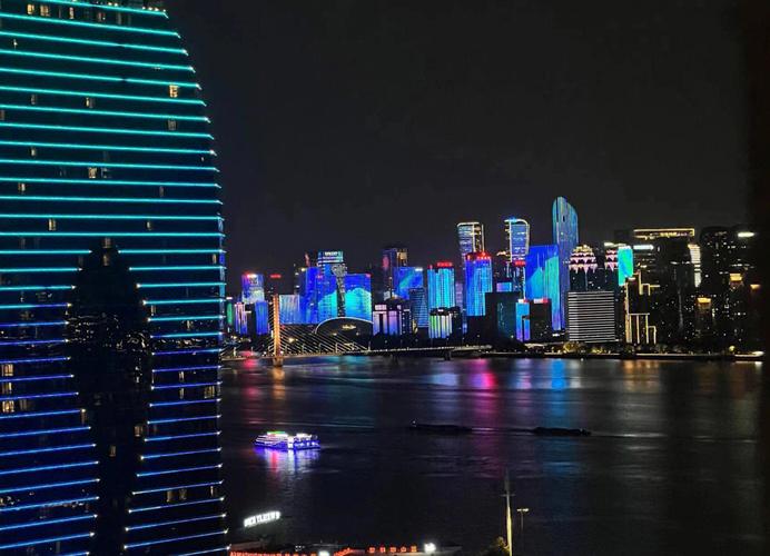 色噜噜色狠狠天堂av的相关介绍